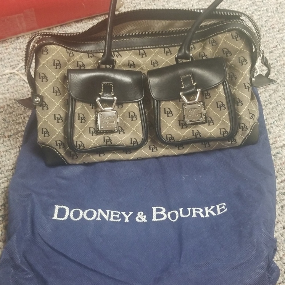 Dooney and Bourke bag